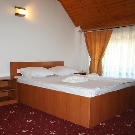 Motel Casa Olteneasca Râmnicu Vâlcea Pokoj fotografie